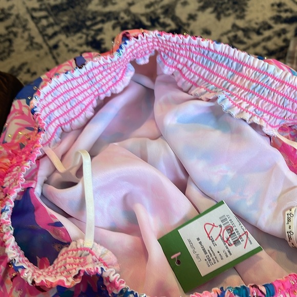 Lilly PulitzerSparkly  Myri Swirling Seadream Romper sz medium NWT Brand New - Picture 9 of 9